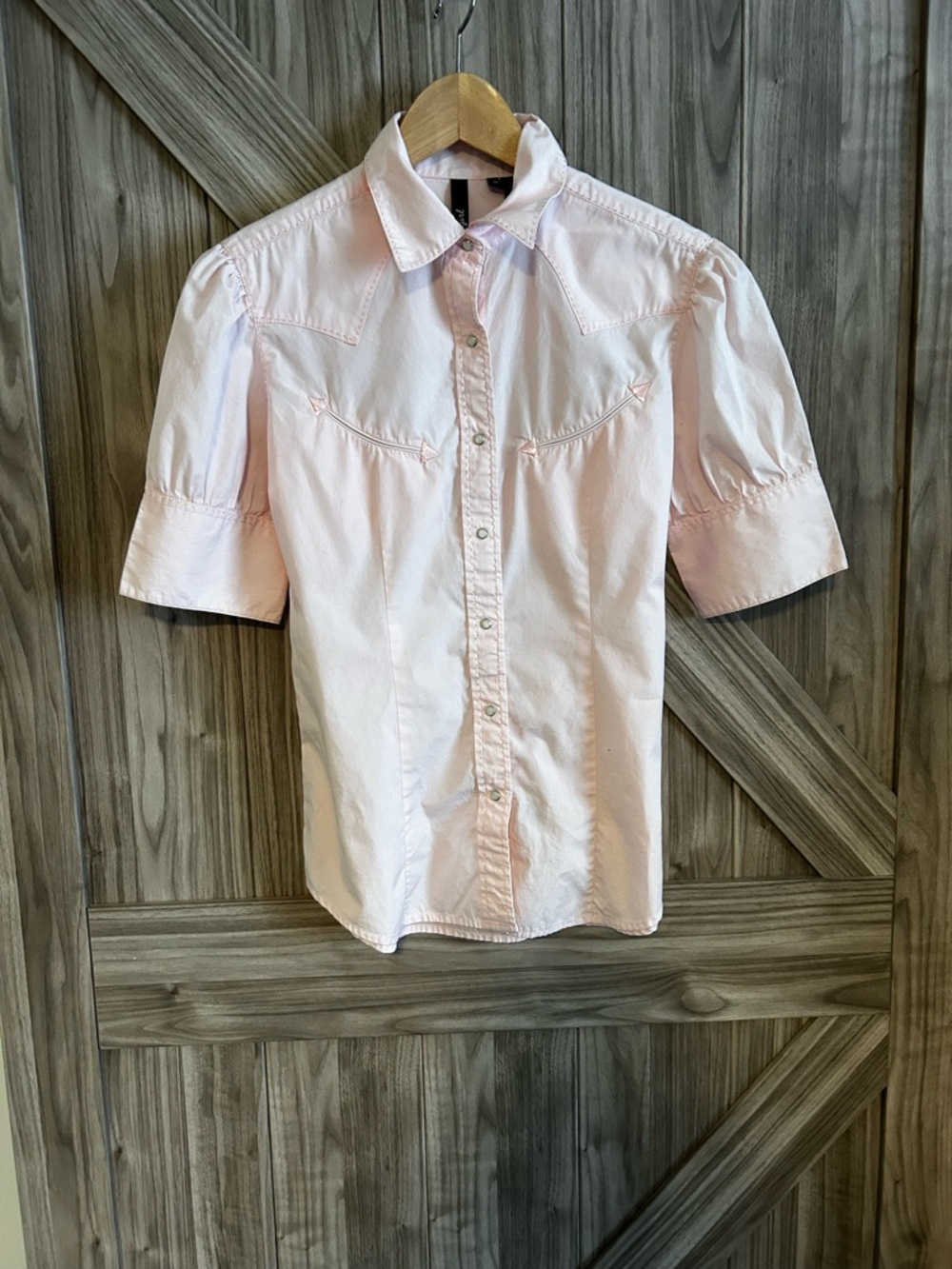 🌸 RU Cowgirl Pink Western Snap Short Puffy Sleeve Blouse with pearl snap button